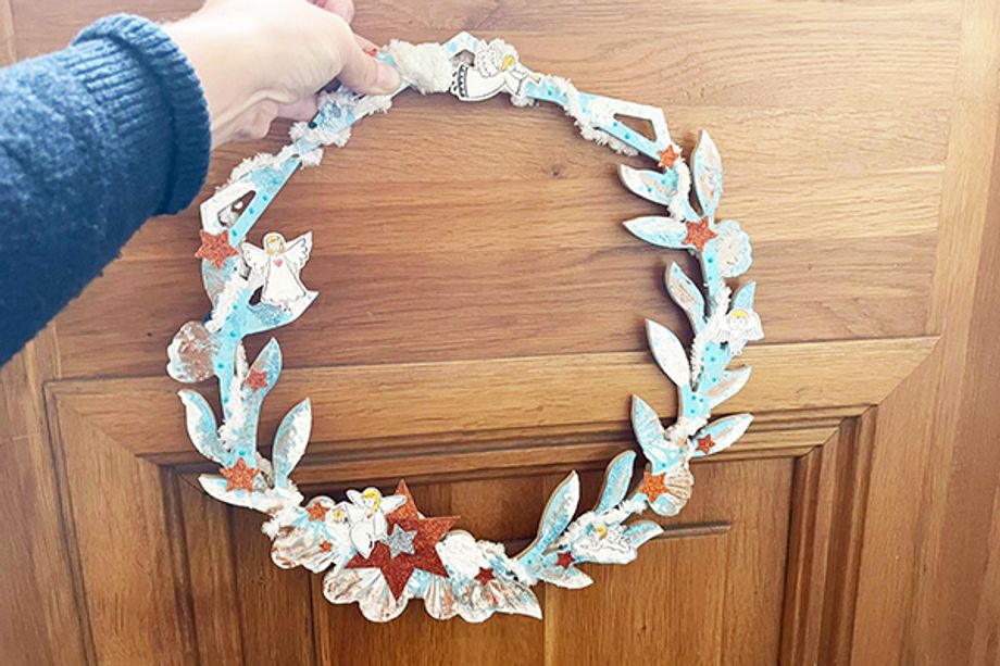 Ledový věnec s andílky