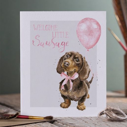 Přání k narození dítěte Wrendale Designs "Little Sausage" - Jezevčík v růžové