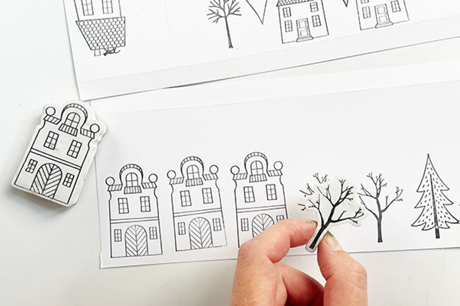 Dřevěná krabička s domečky