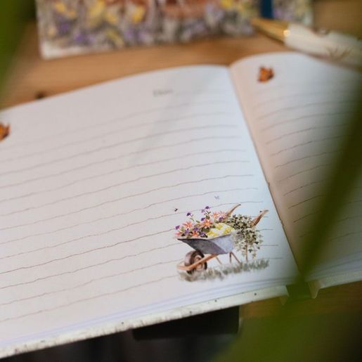 Mini zápisník Wrendale Designs "The Wild Garden", 11x11 cm, linkovaný - Zajíc
