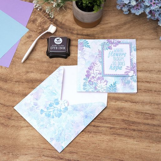 Základy obálek v bloku Studio Light, 25 l. - Obálky 13x13 cm