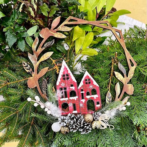 Dřevěný výřez k dekoraci Gomille, 36x37 cm - Věnec květinový